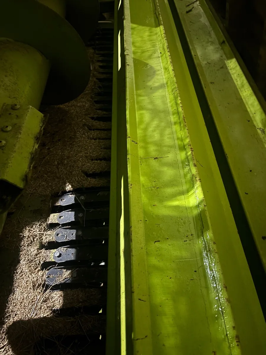 Claas Harvester - Image 3