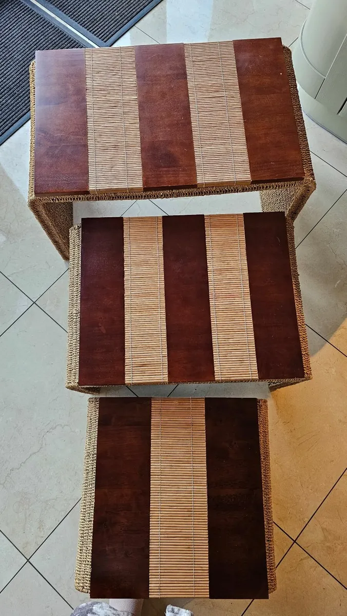 Stylish coffee tables X 3 - Image 2