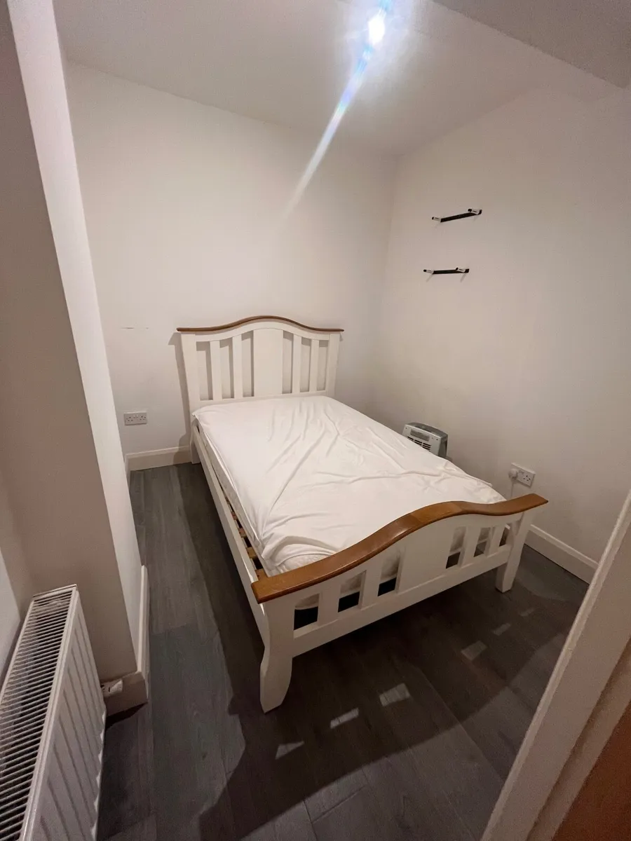 FREE-  2 beds and 2 mattresses - good condition