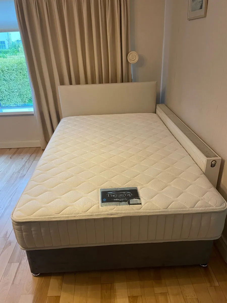 4ft Bed with base and headboard - Image 1