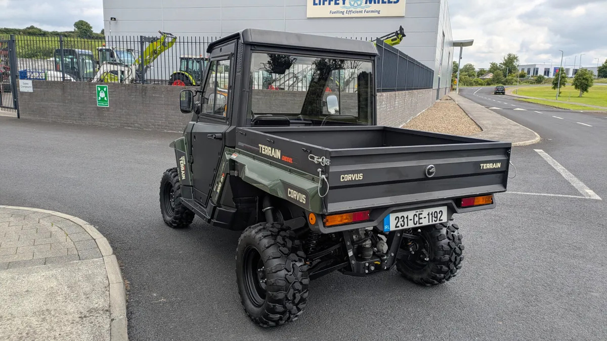 Corvus DX4 Terrain UTV - Image 3