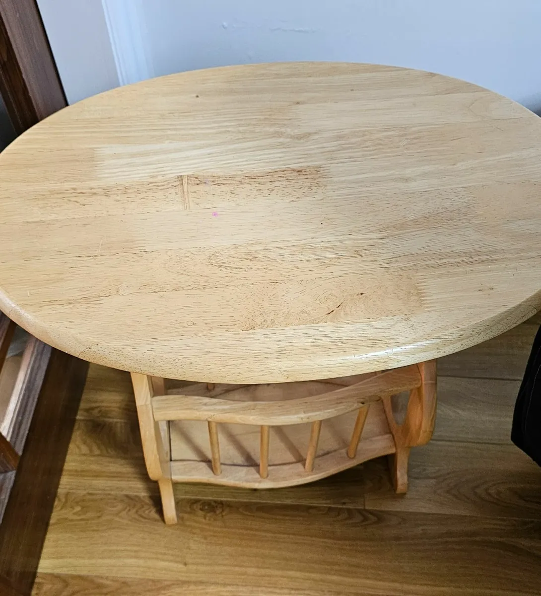 Small table ideal for storing Vinyl Lp's - Image 3