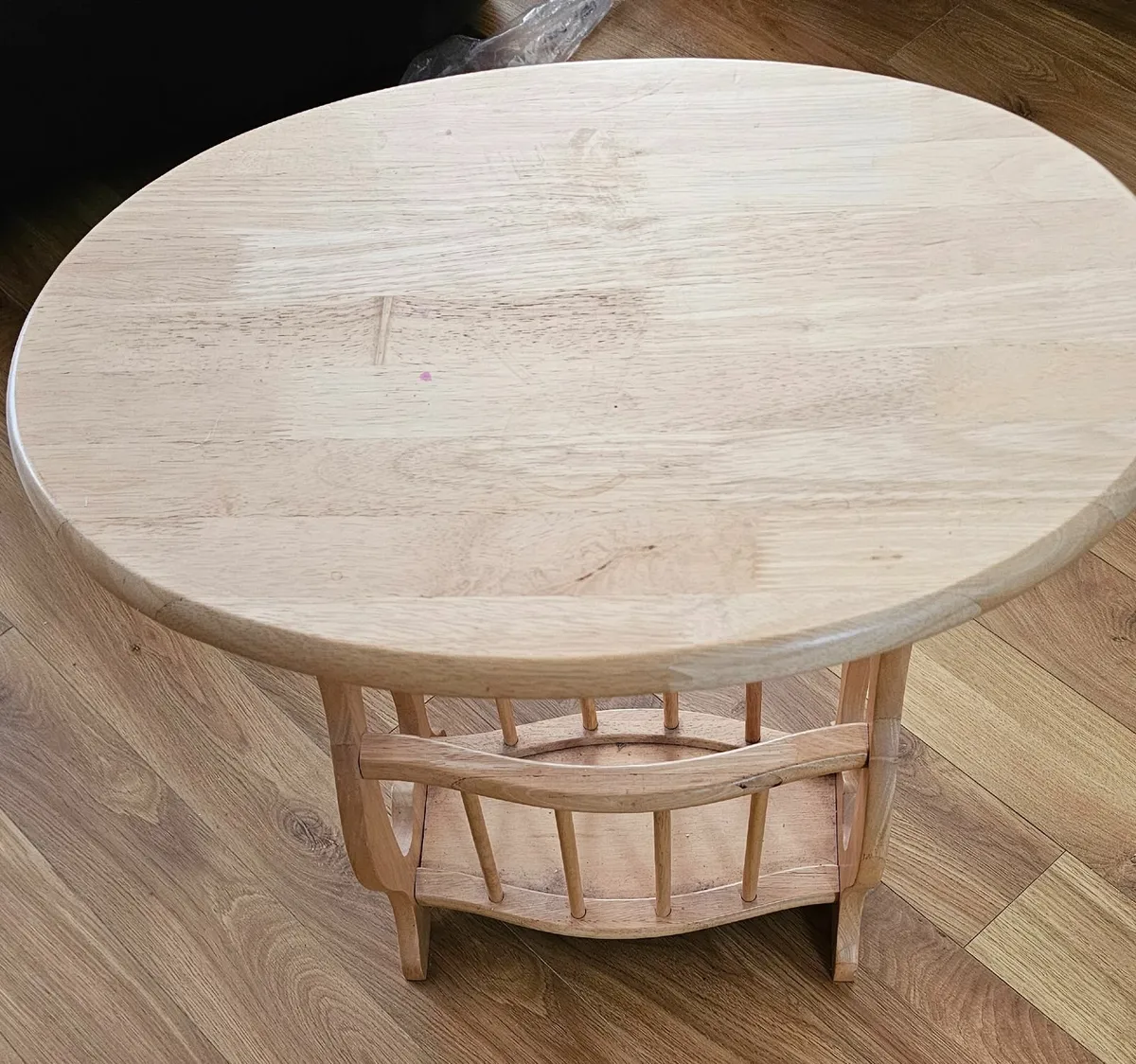 Small table ideal for storing Vinyl Lp's - Image 2