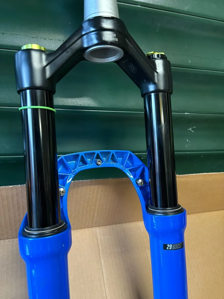 DVO Sapphire D1 - MTB Forks - Image 4