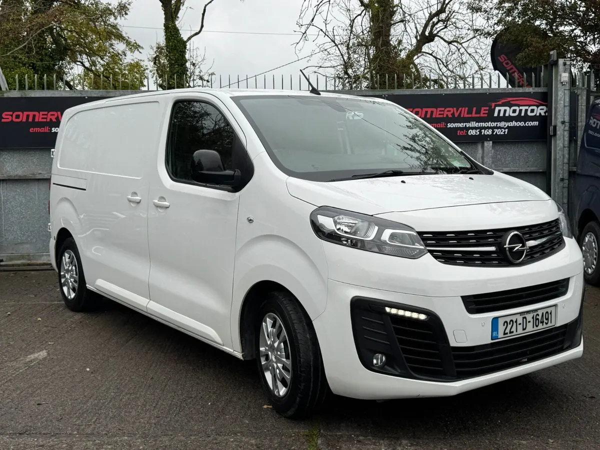 Opel Vivaro “63000KMS “ 2022 - Image 3