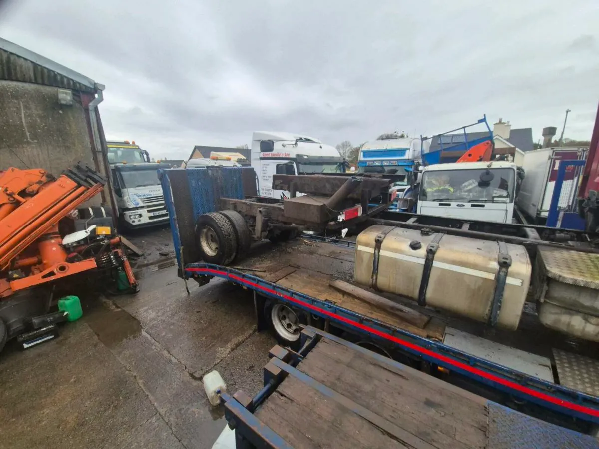 2 scania 94d 310 -114 380 - Image 3