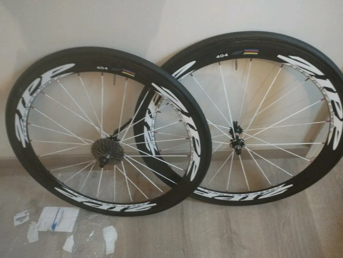 carbon Wheel set - Image 1