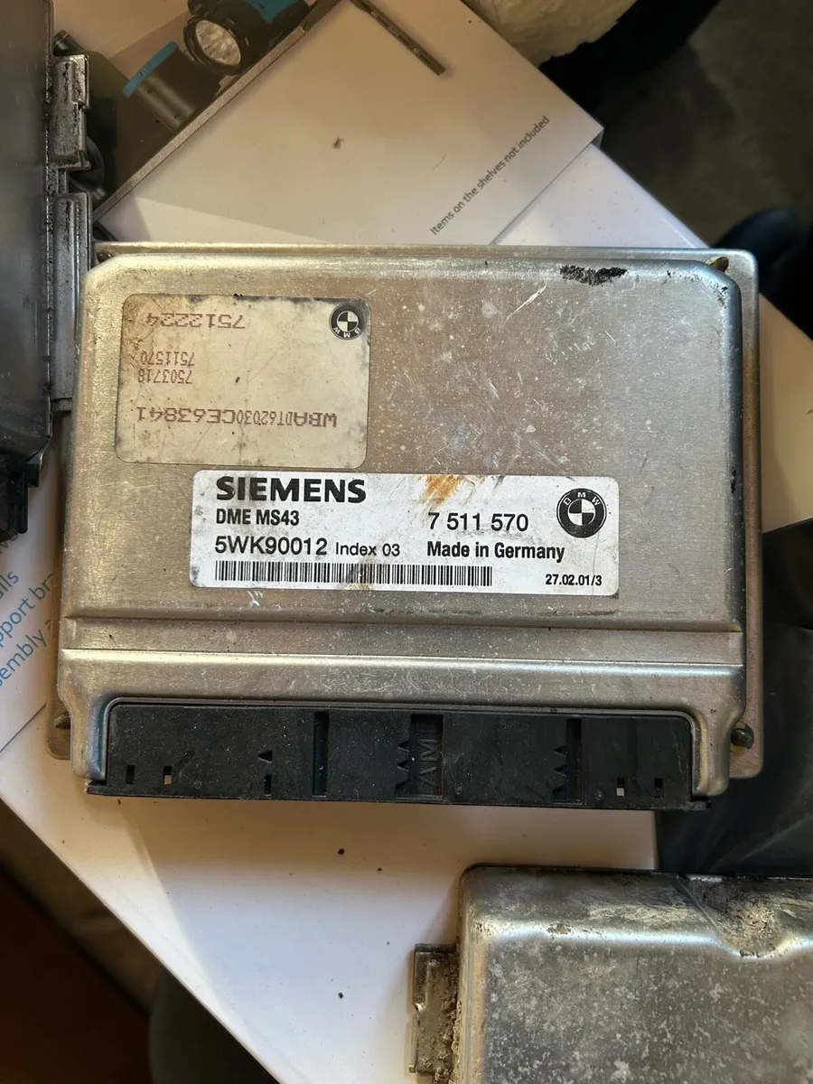 E36 bmw ecu and m3 evo steering wheels - Image 1