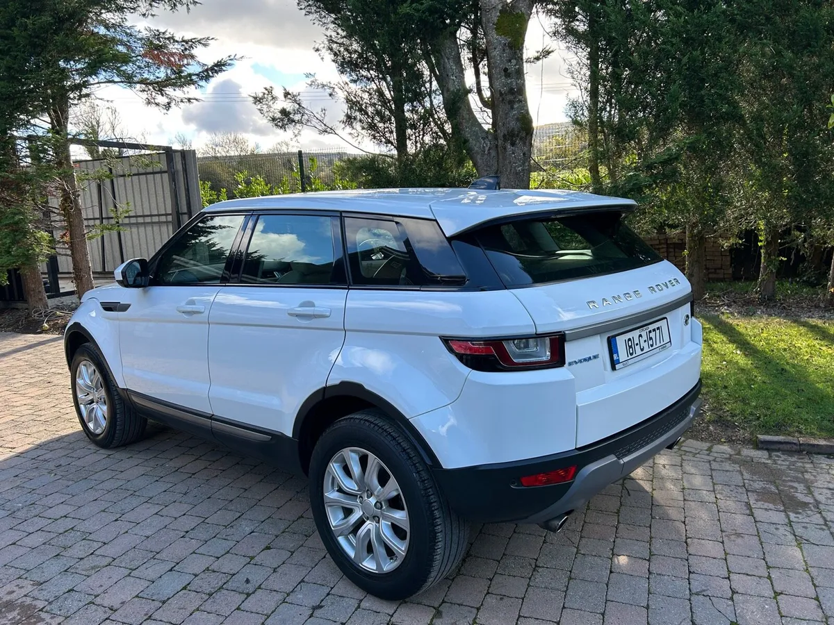 2018 Land Rover Evoque NCT 6/26 Tax 1/26 €13250 - Image 4