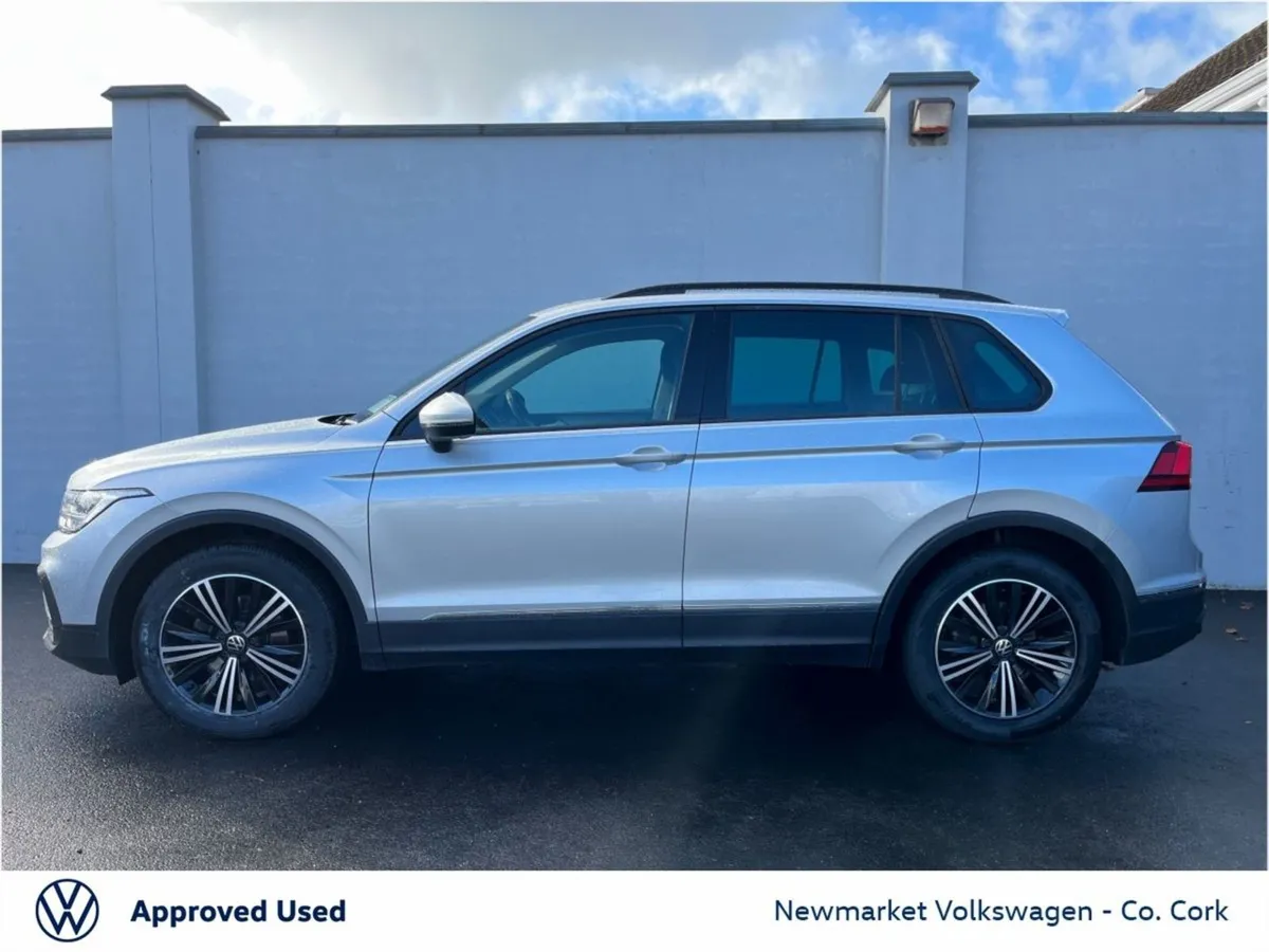 Volkswagen Tiguan 2.0tdi 122BHP Life 6 Speed Reve - Image 4