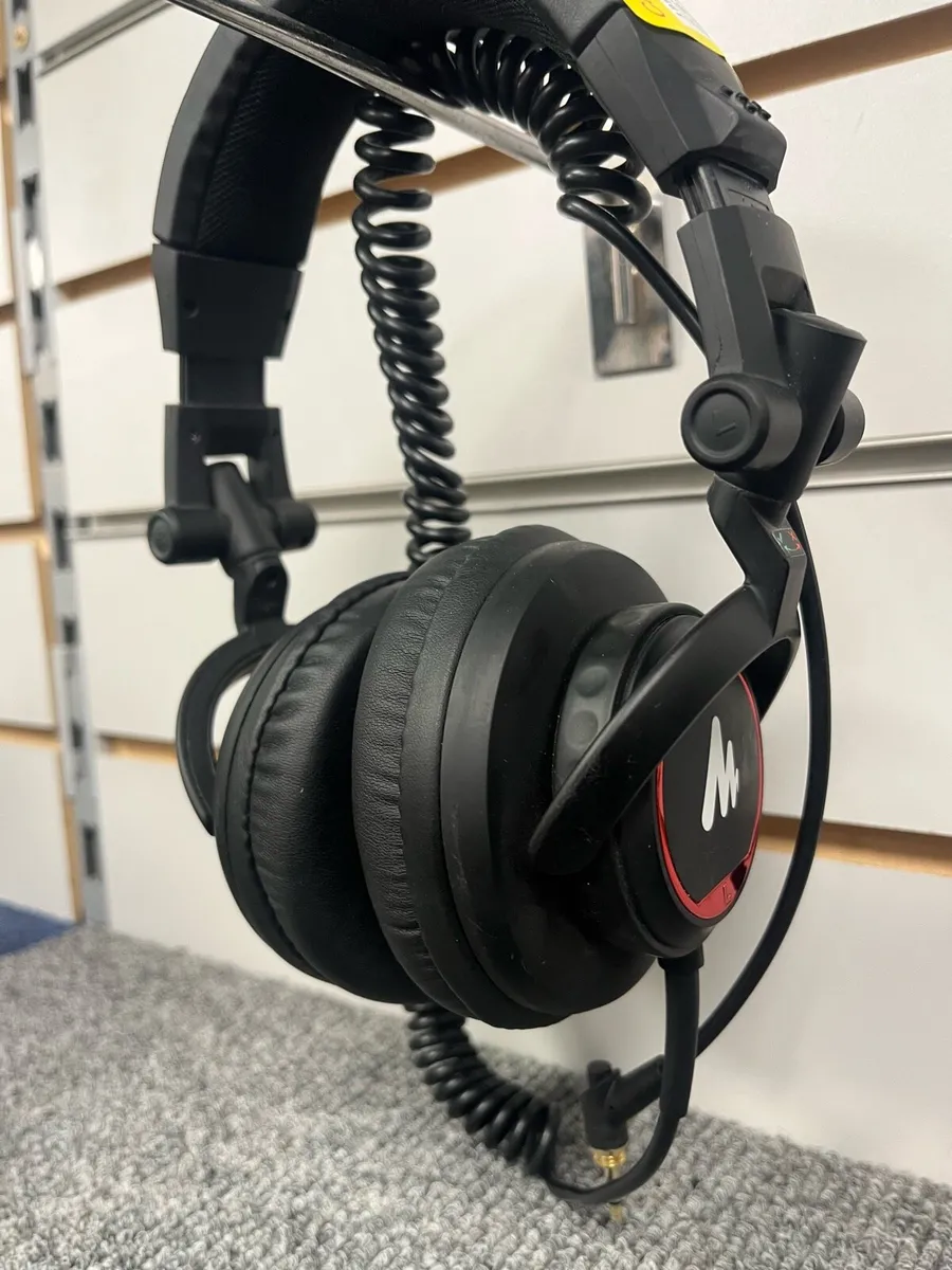 Maono Headphones - Image 1