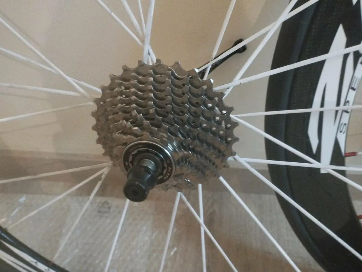 carbon Wheel set - Image 2