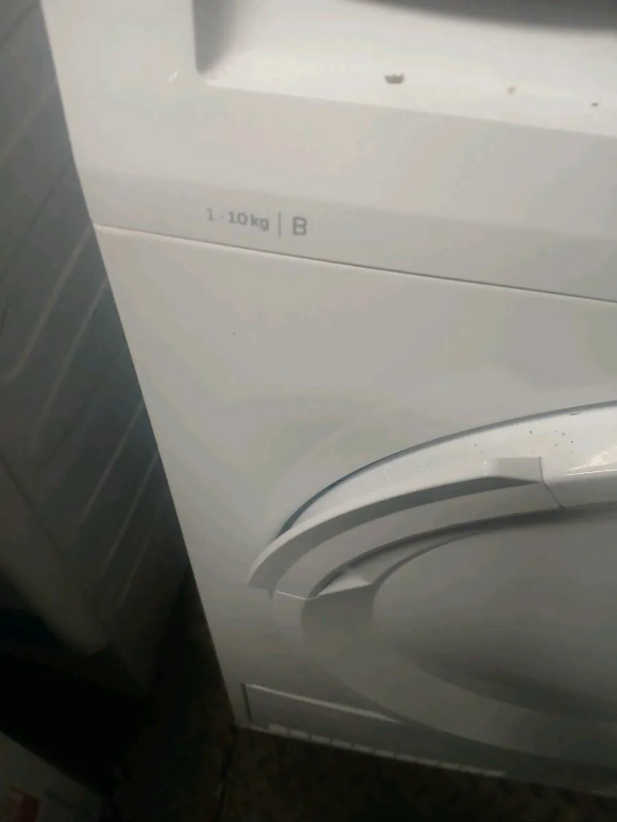 Beko  10kg  condensed  dryer - Image 2