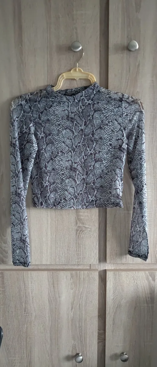 snake print high neck top never worn size xs s