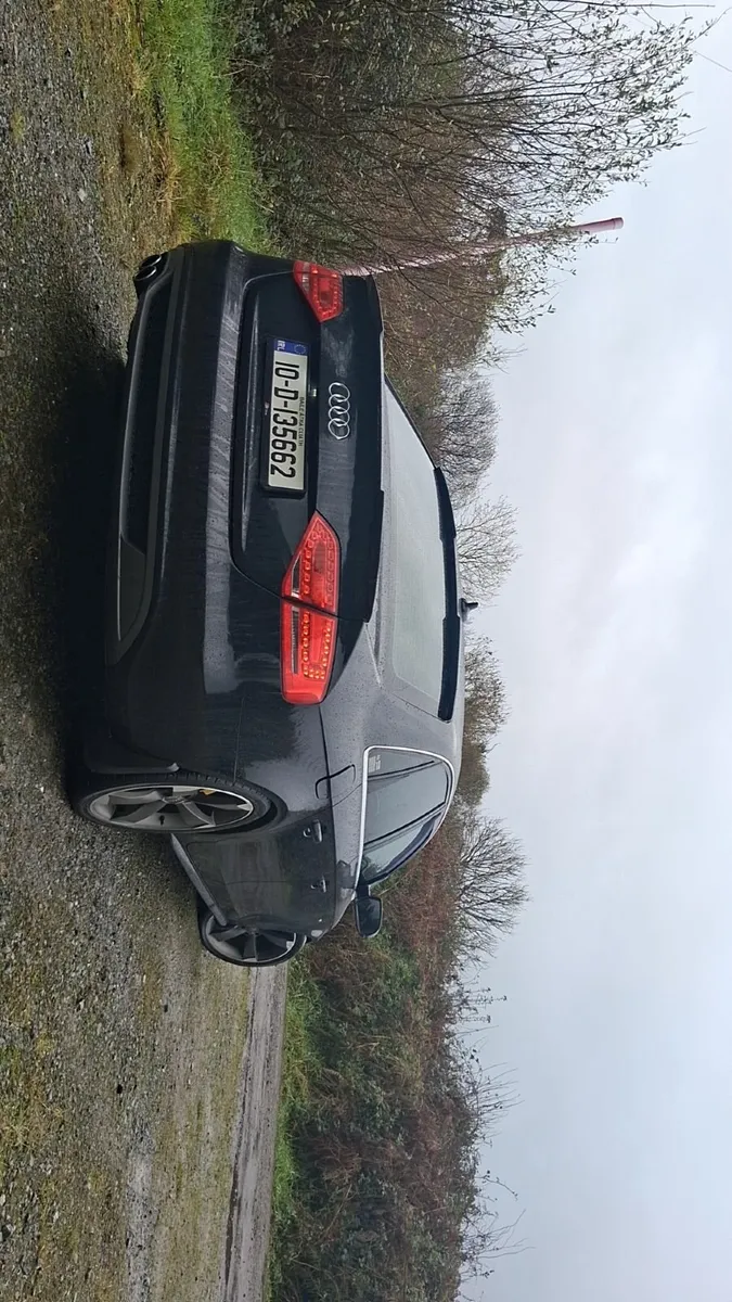 Audi A4 2010 - Image 4