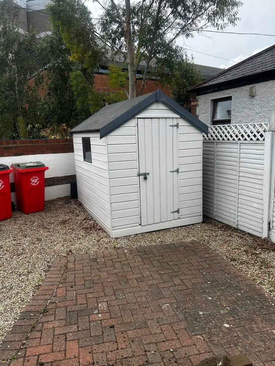 Garden shed - Image 1