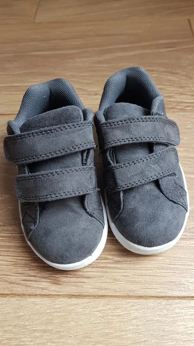 Toddler shoes x 3 - Image 2
