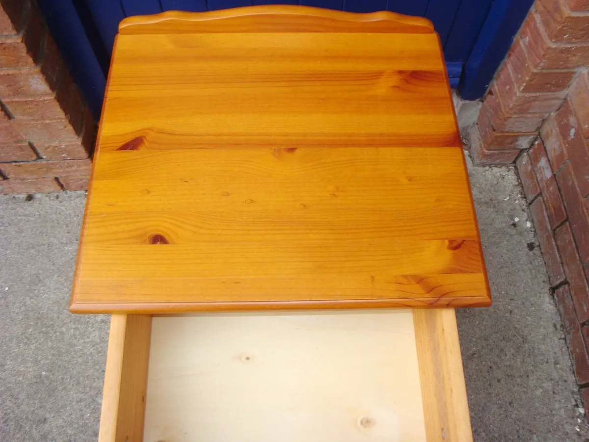 Bedside locker bedside table - Image 2