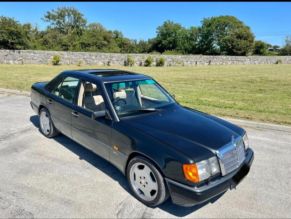 W124 Mercedes 300E-24 - Image 1