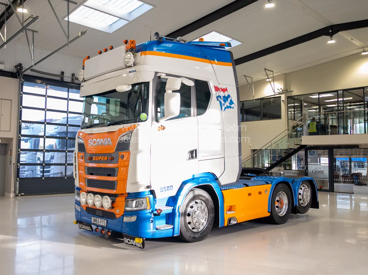 2020 (69) Scania S580 V8 Highline. 6X2 Tag Axle - Image 3