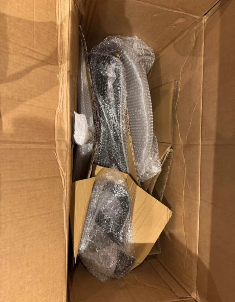 Office chair - Image 2