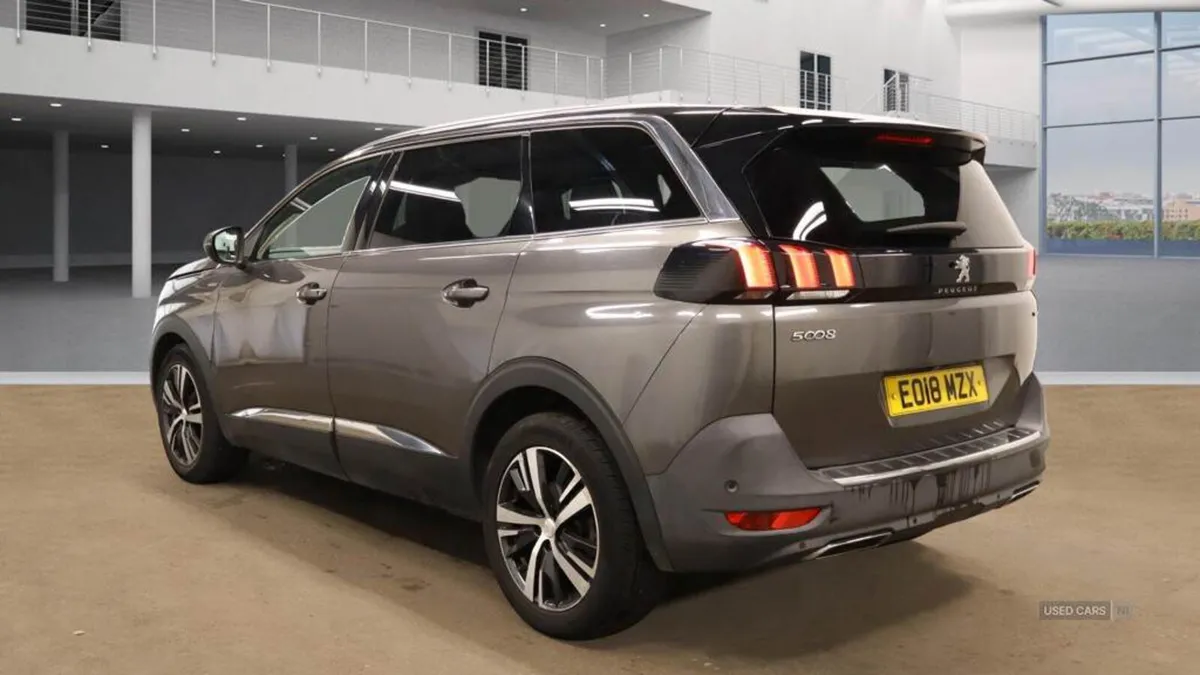 MARCH 2018 PEUGEOT 5008 1.6 BHDI GT LINE AUTO - Image 3