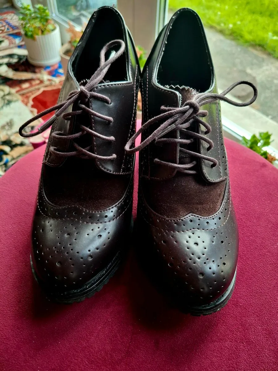 Spanish Craftsmanship for a Classic, Stylish Look! - Image 4