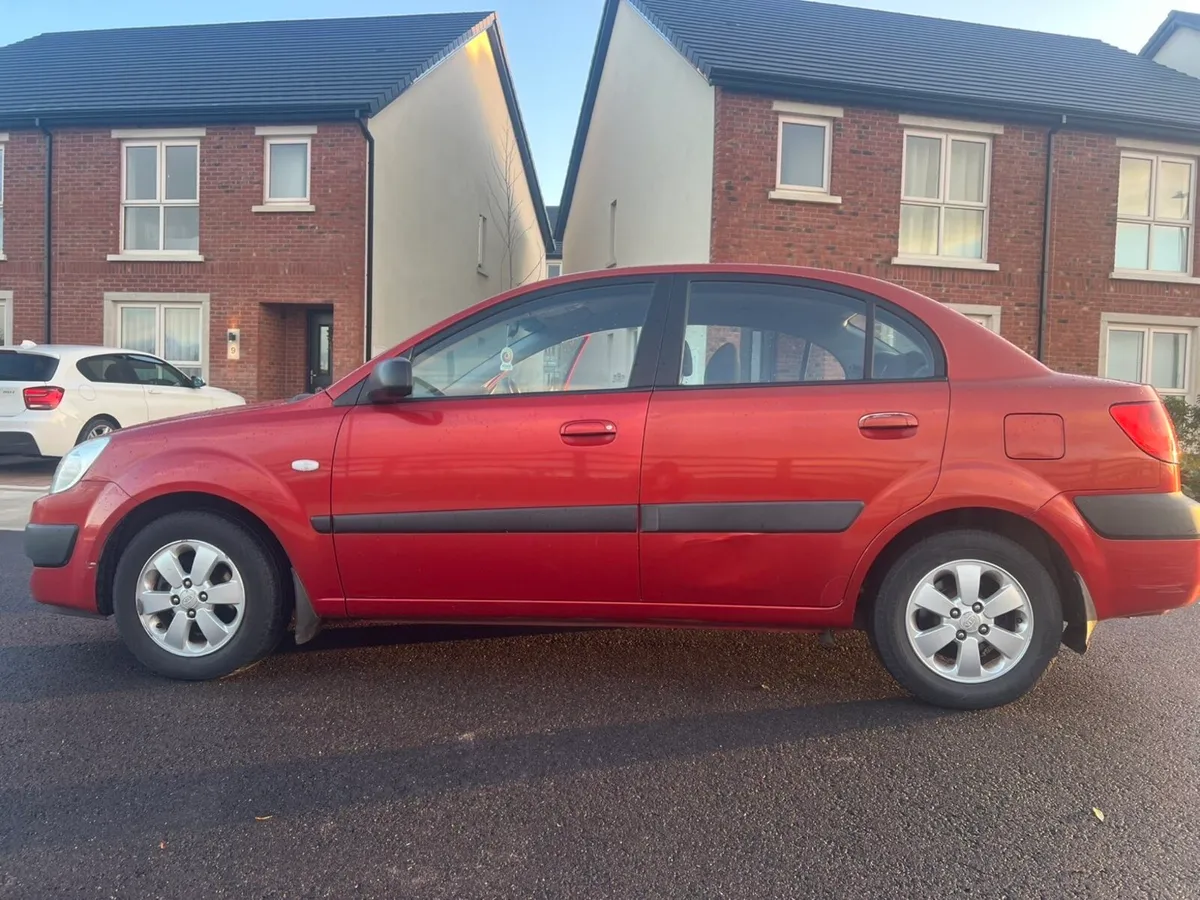 Kia Rio cheap with LONG NCT low mileage - Image 2