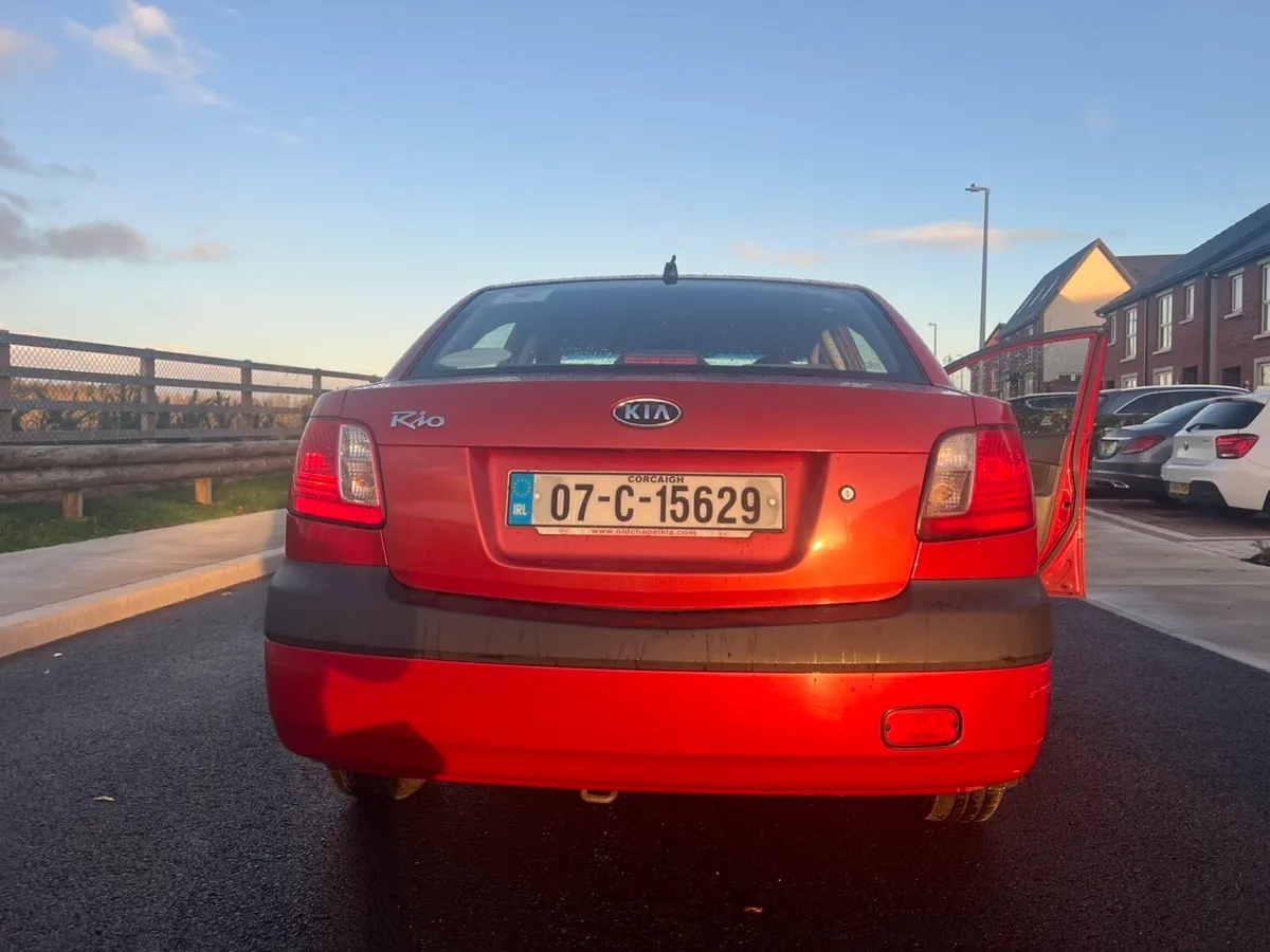 Kia Rio cheap with LONG NCT low mileage - Image 3