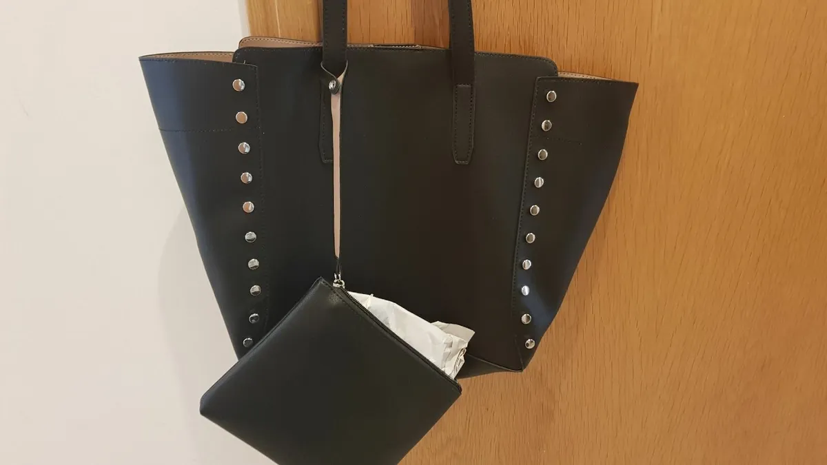 Handbag- BRAND NEW - Image 2