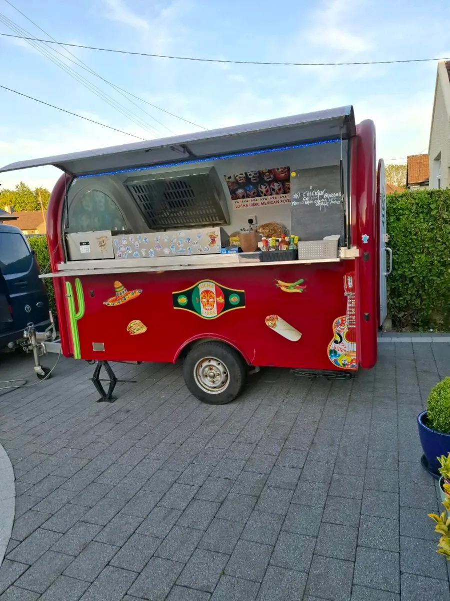 Food trailer - Image 1