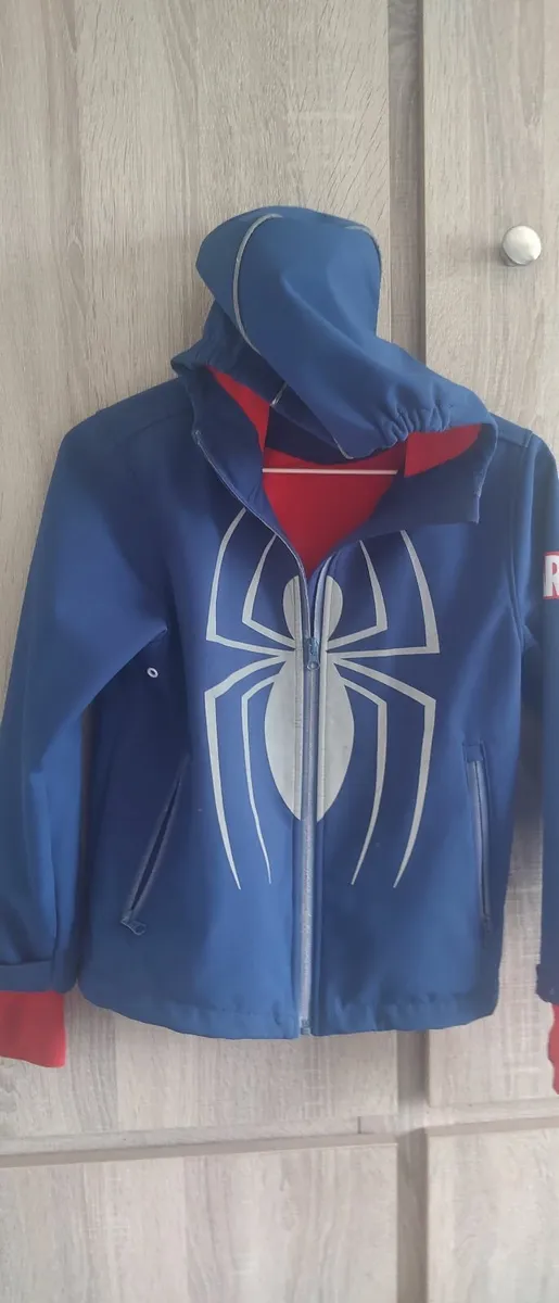 marvel spiderman jacket with reflective elements