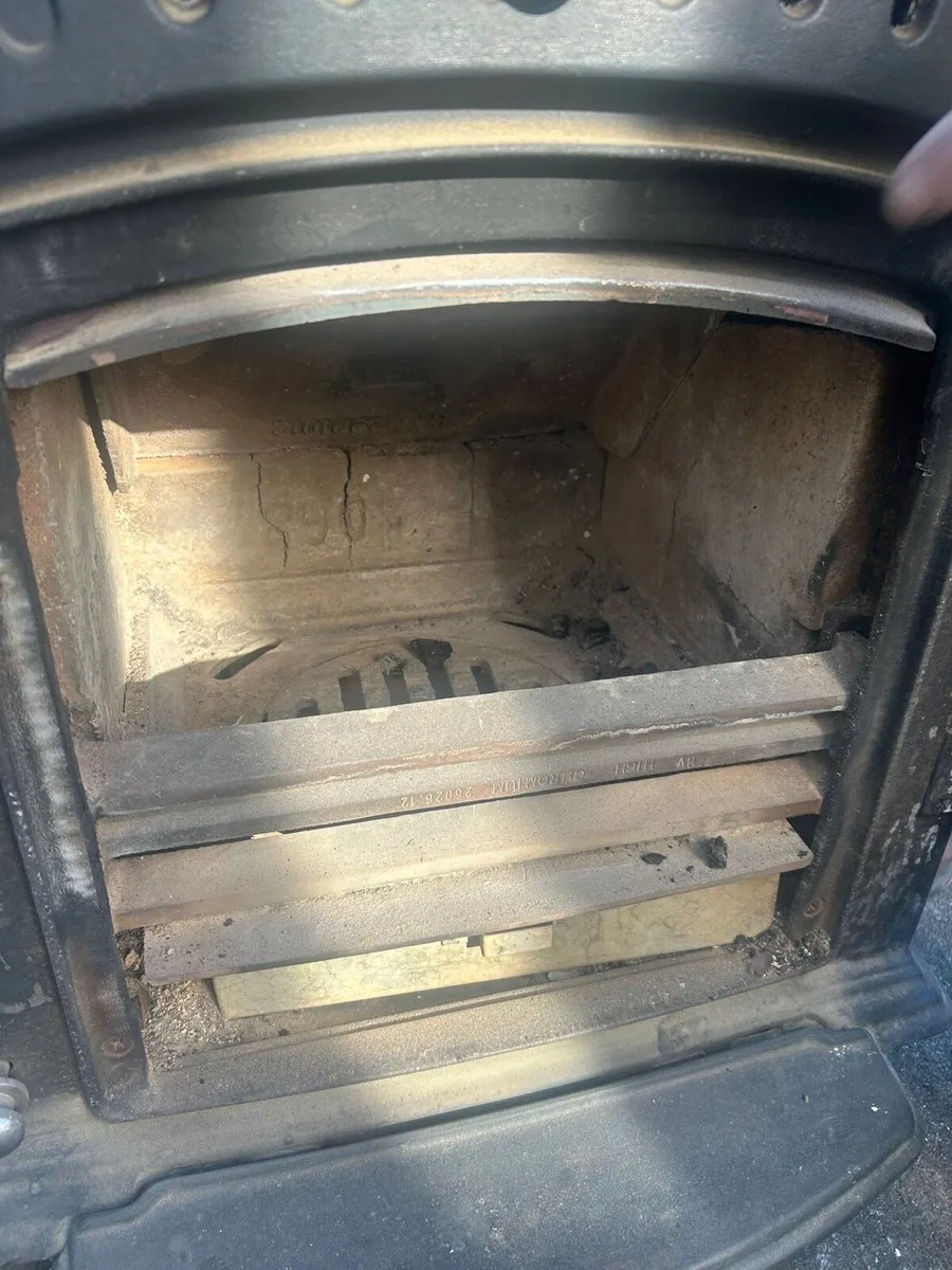 Cast iron multi fuel stove - Image 4