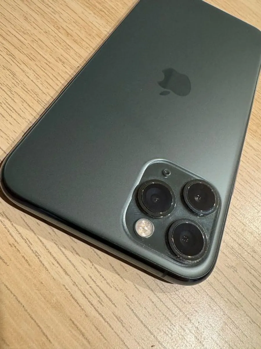 IPhone 11 Pro unlocked - Image 1
