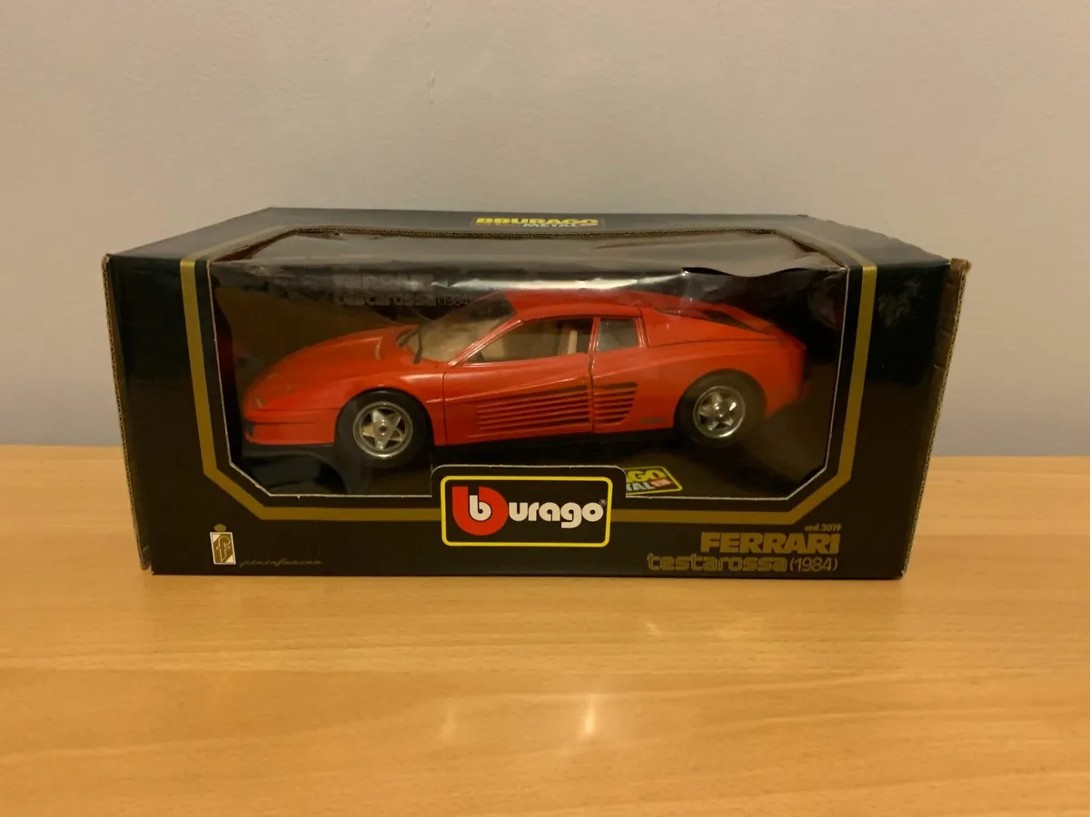 1984 Ferrari Testarossa 1/18 Burago Model Car - Image 1