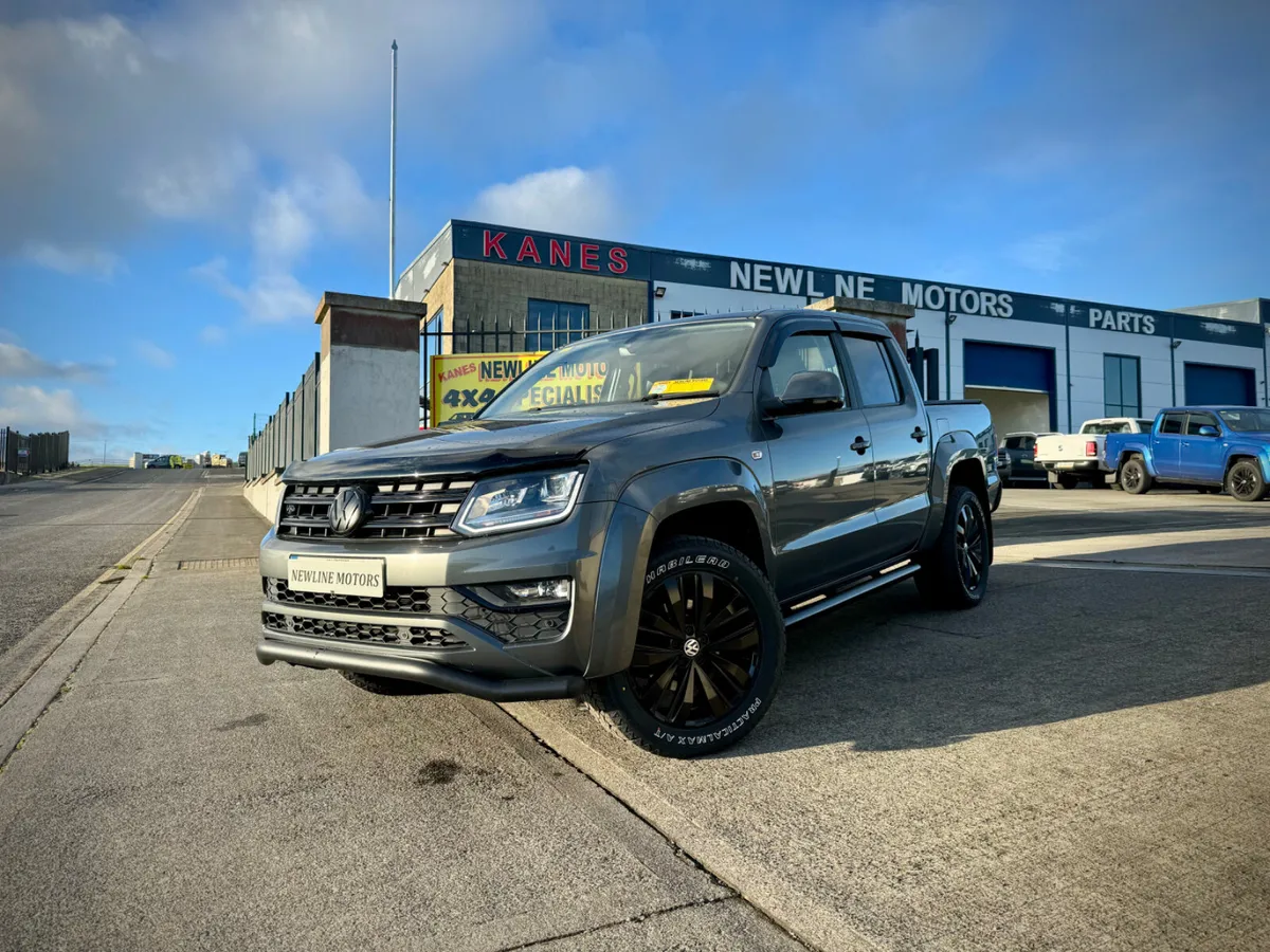 2018 Volkswagen Amarok BLACK EDITION!! 82K MILES!! - Image 2