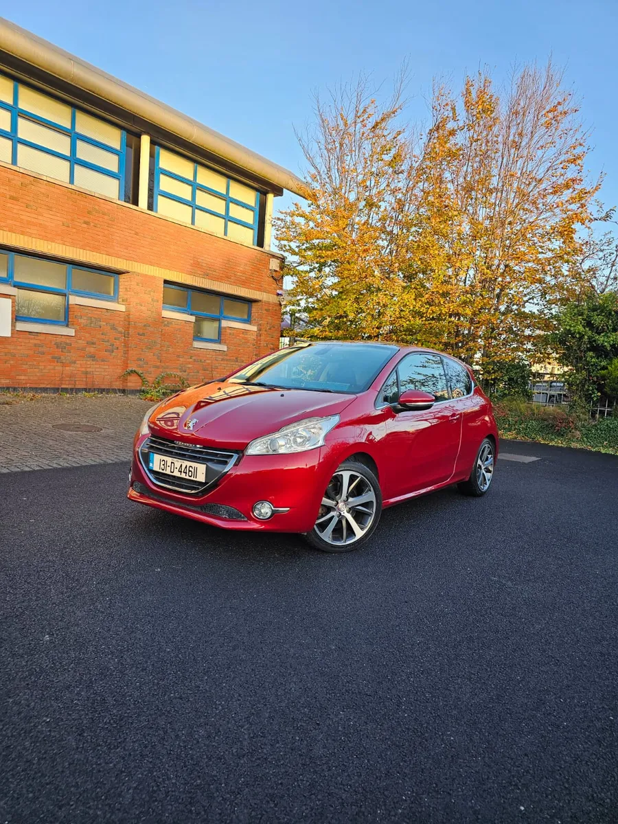 Peugeot 208 2013  GTi - Image 1
