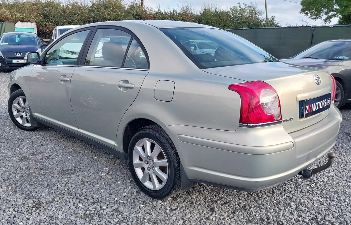 🔵 Toyota Avensis MC 1.6 STRATA 109BHP LOW KM - Image 3