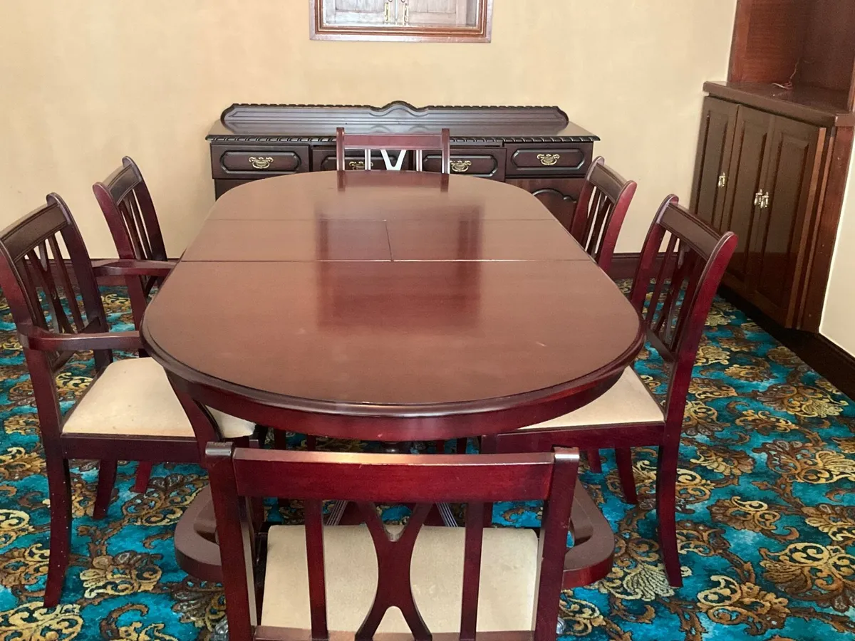 Mahogany Extendable Dining table,chairs & cabinet - Image 1
