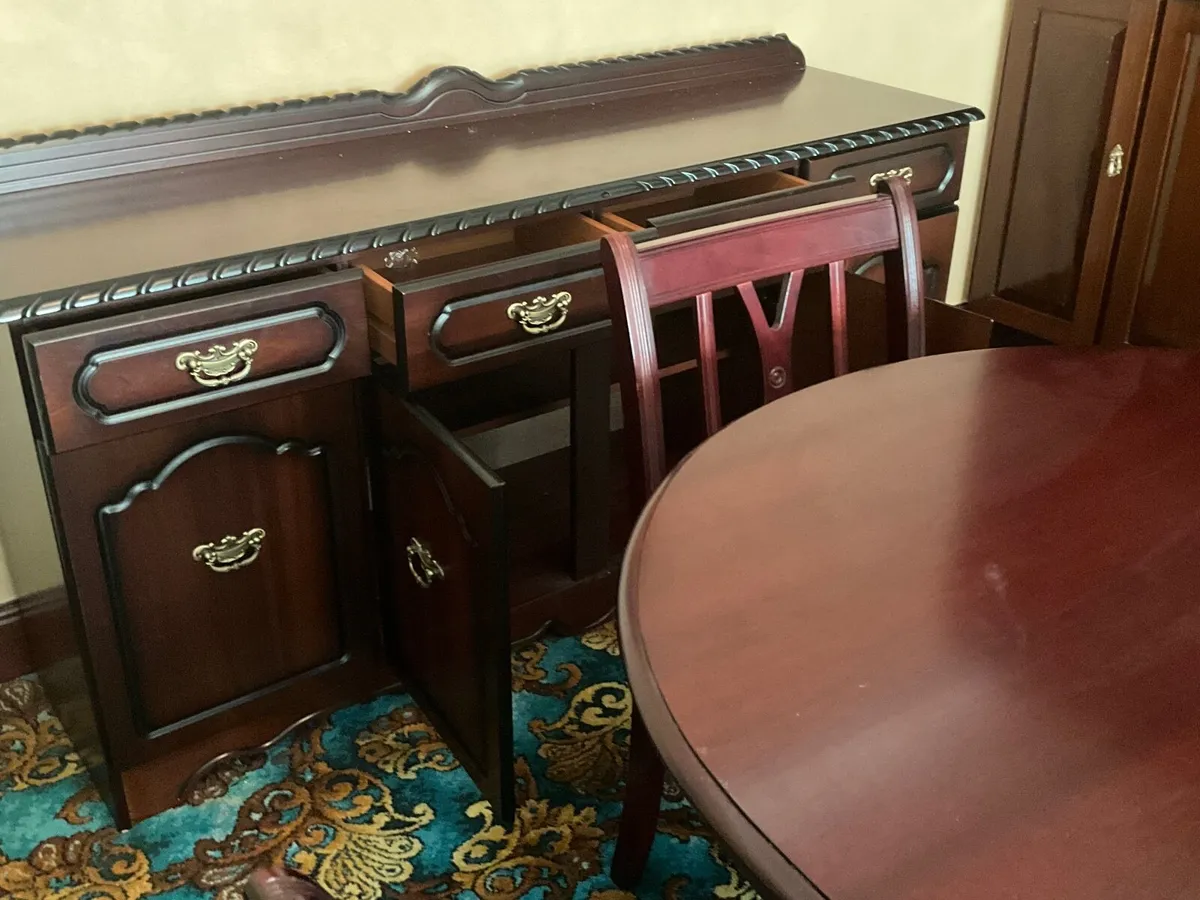 Mahogany Extendable Dining table,chairs & cabinet - Image 2