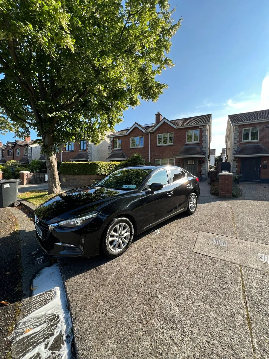 171 Mazda 3 Executive SE 1.5 Diesel - Image 2