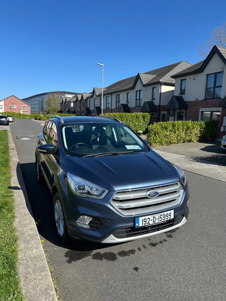 Ford Kuga 2019 Crewcab 4 seats - Image 1