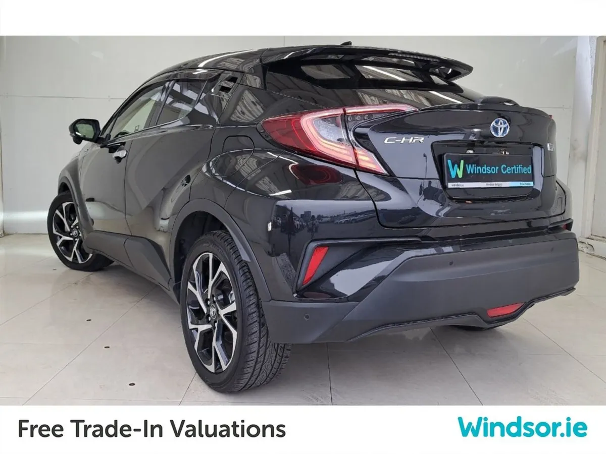 Toyota C-HR G Hybrid - Image 4