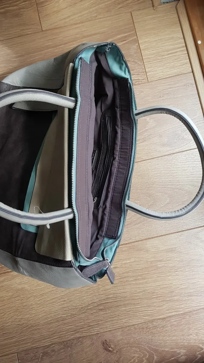 handbag- BRAND NEW - Image 4