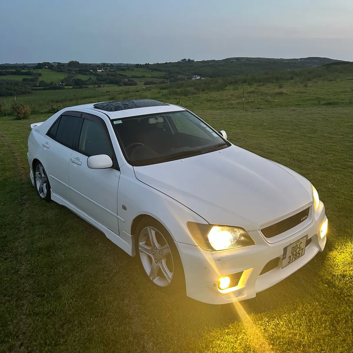 Toyota Altezza - DEPOSIT TAKEN - Image 2