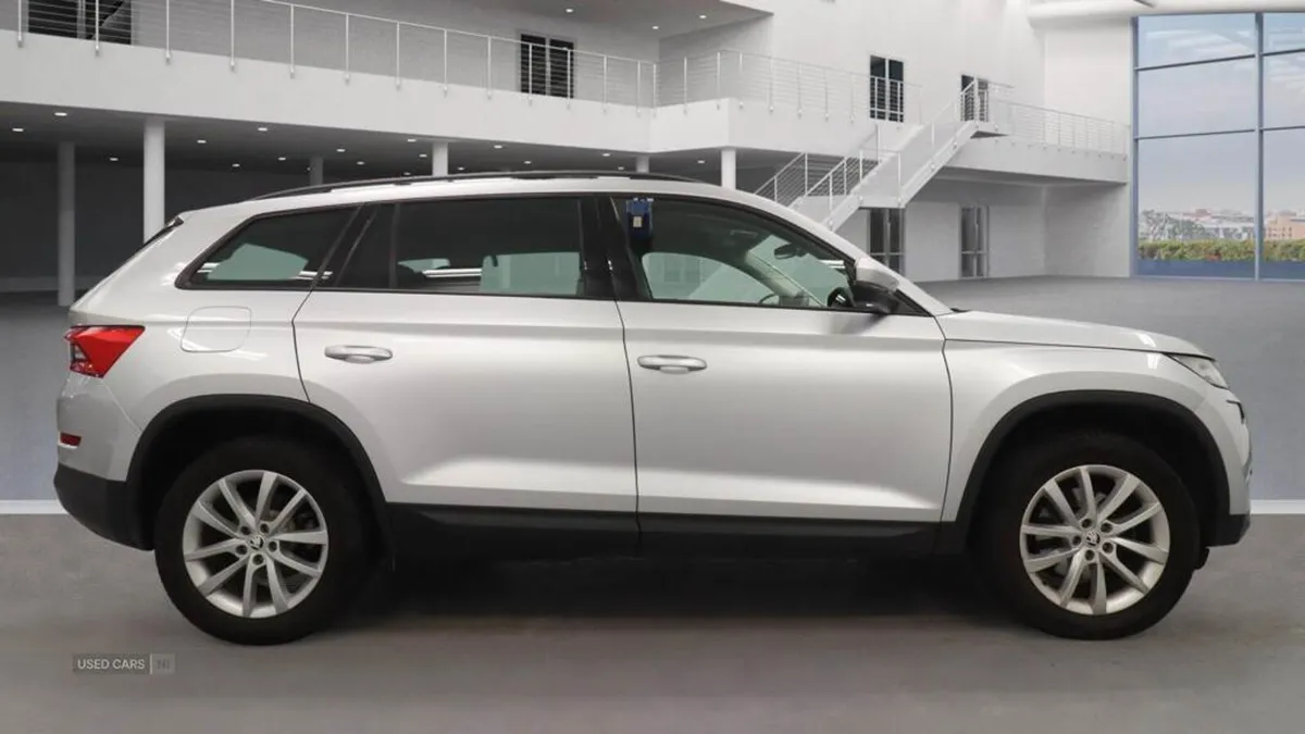 DEC 2017 SKODA KODIAQ SE 2.0 TDI5dr  DSG (7 SEATS) - Image 4