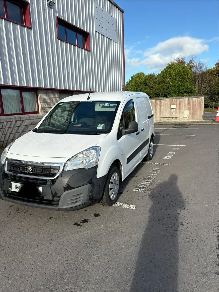 Peugeot Partner Van - Image 3