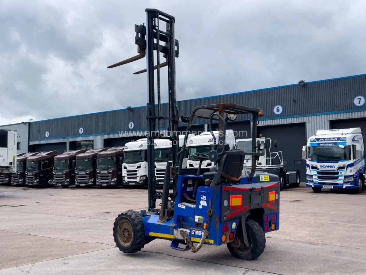 2016 MOFFETT M5 25.3 - Image 4