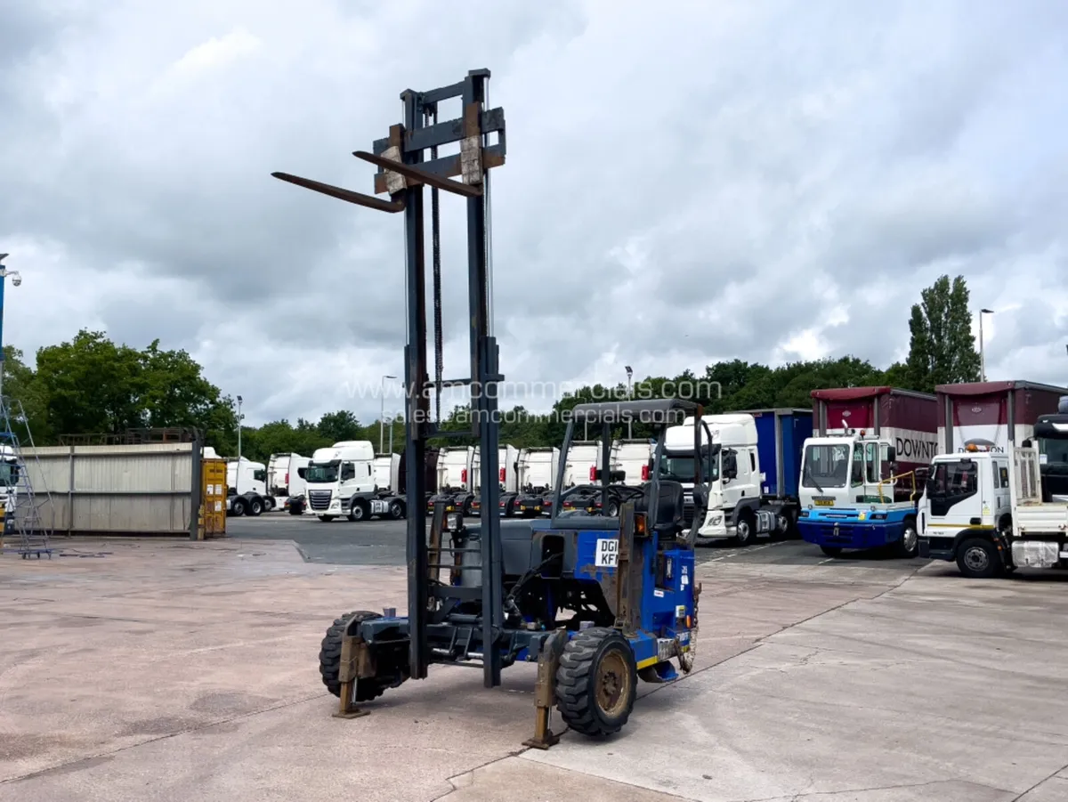 2016 MOFFETT M5 25.3 - Image 3