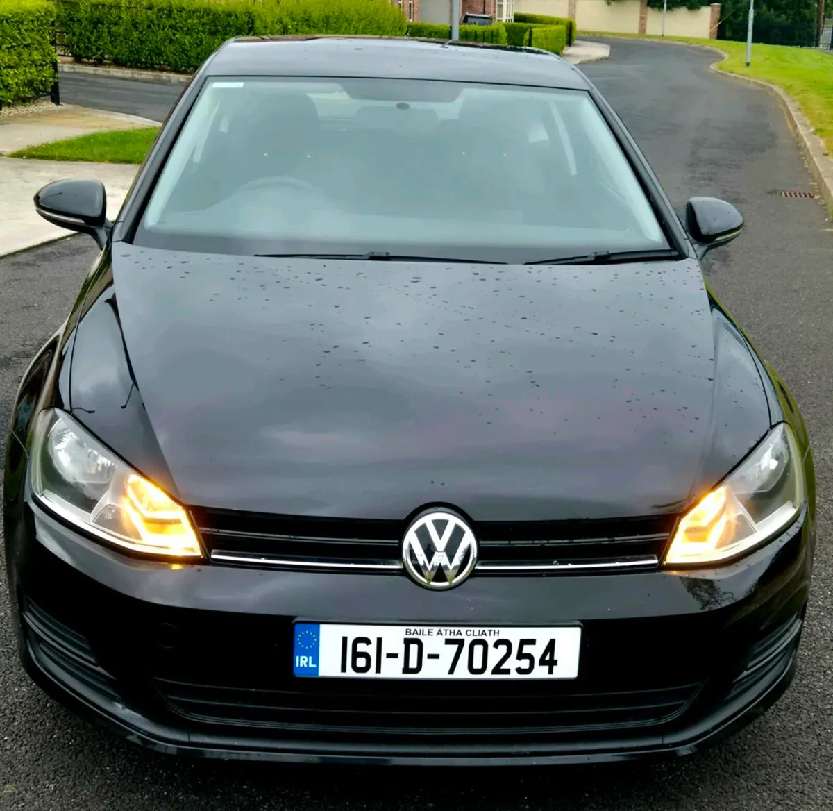 Volkswagen Golf 1.2 TSI Bluemotion - Image 2